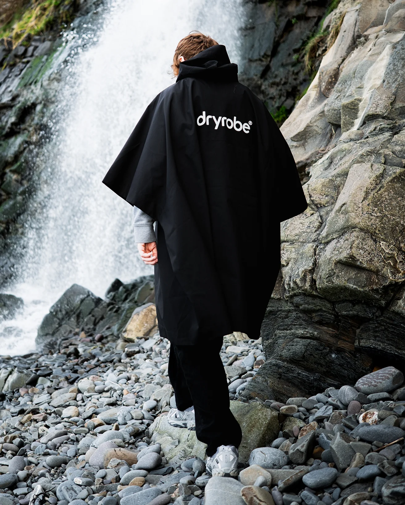 Black One Size Rainproof Poncho - Image 6