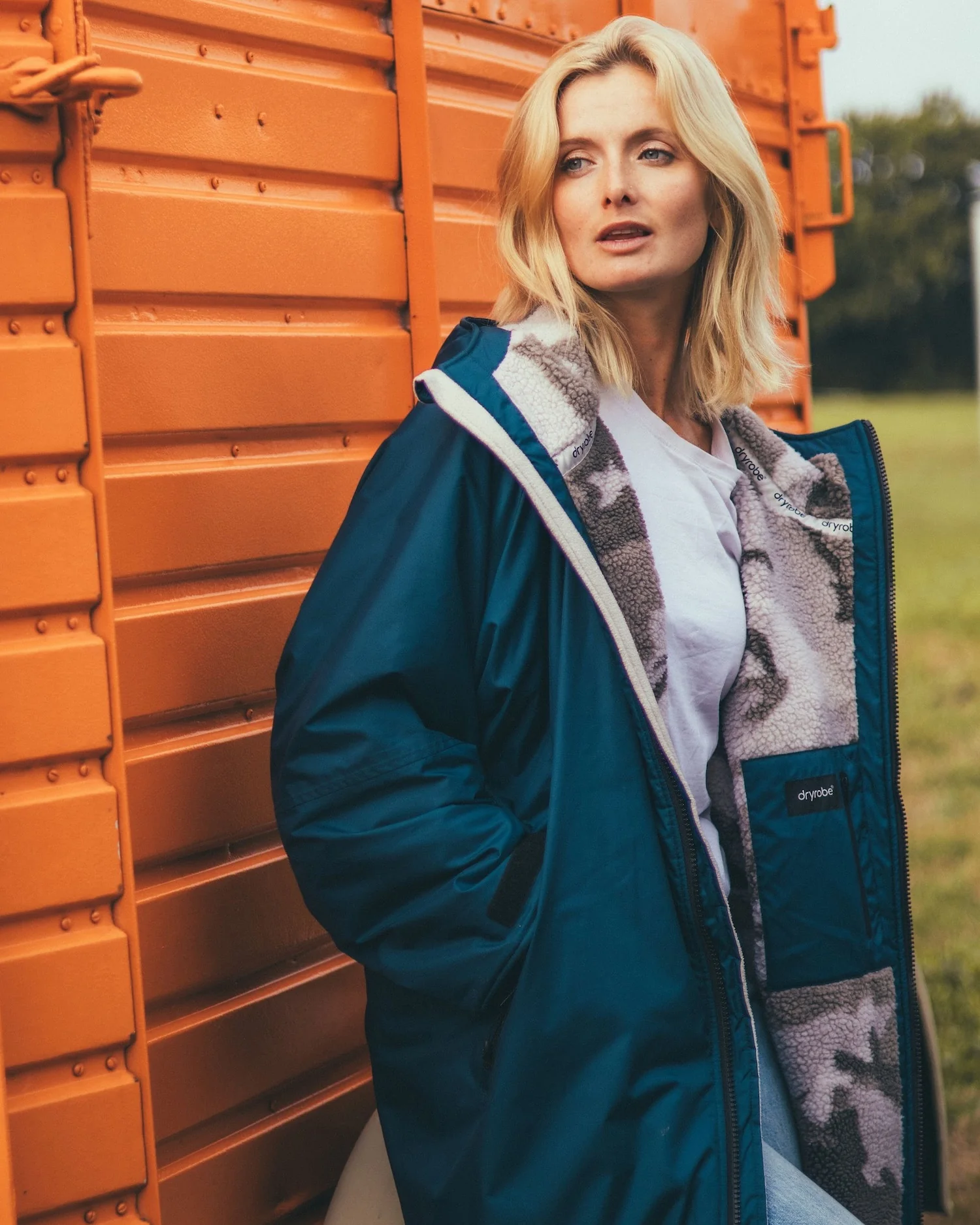 Deep Sea Blue Camo Advance Changing Robe - Image 19