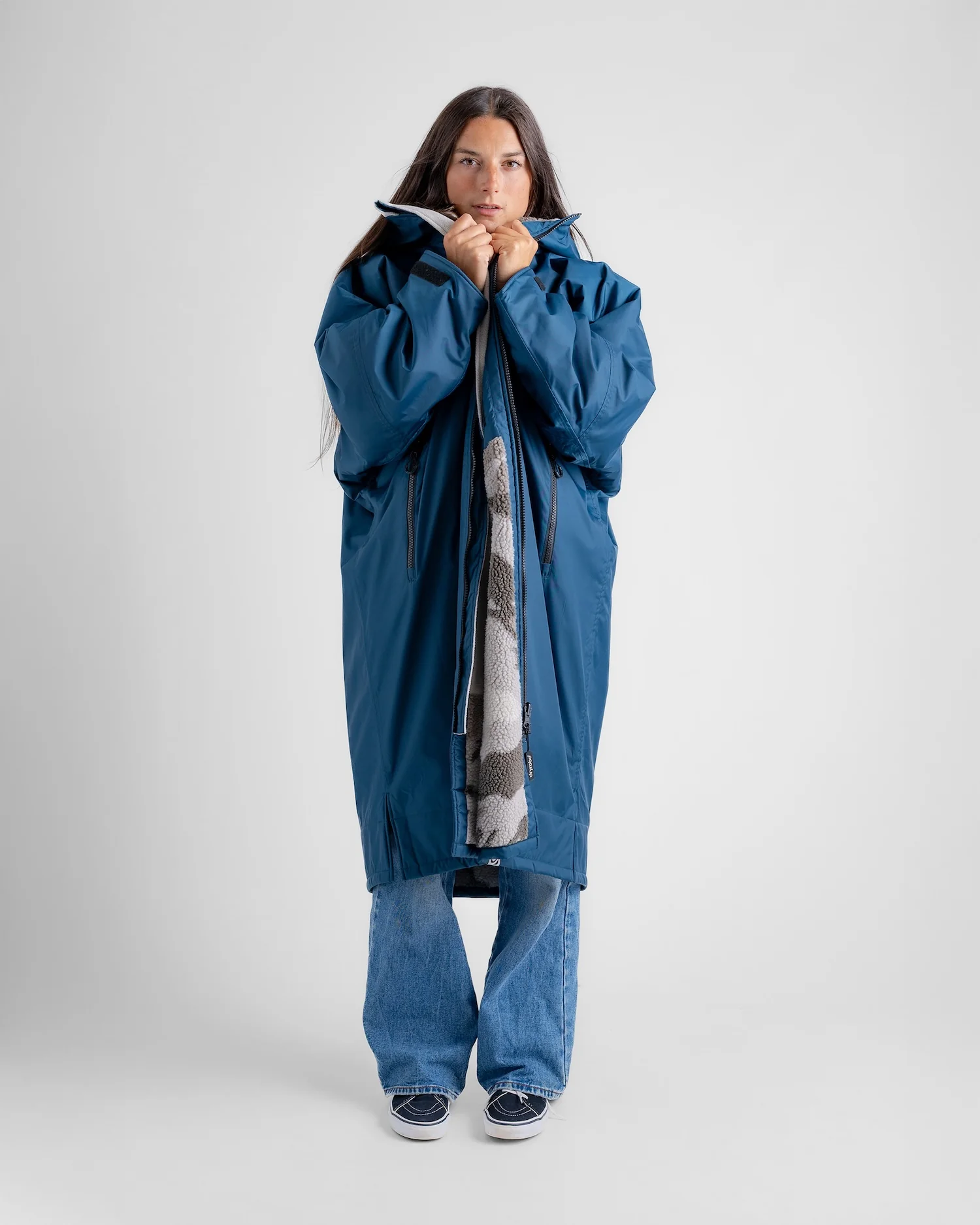 Deep Sea Blue Camo Advance Changing Robe - Image 3
