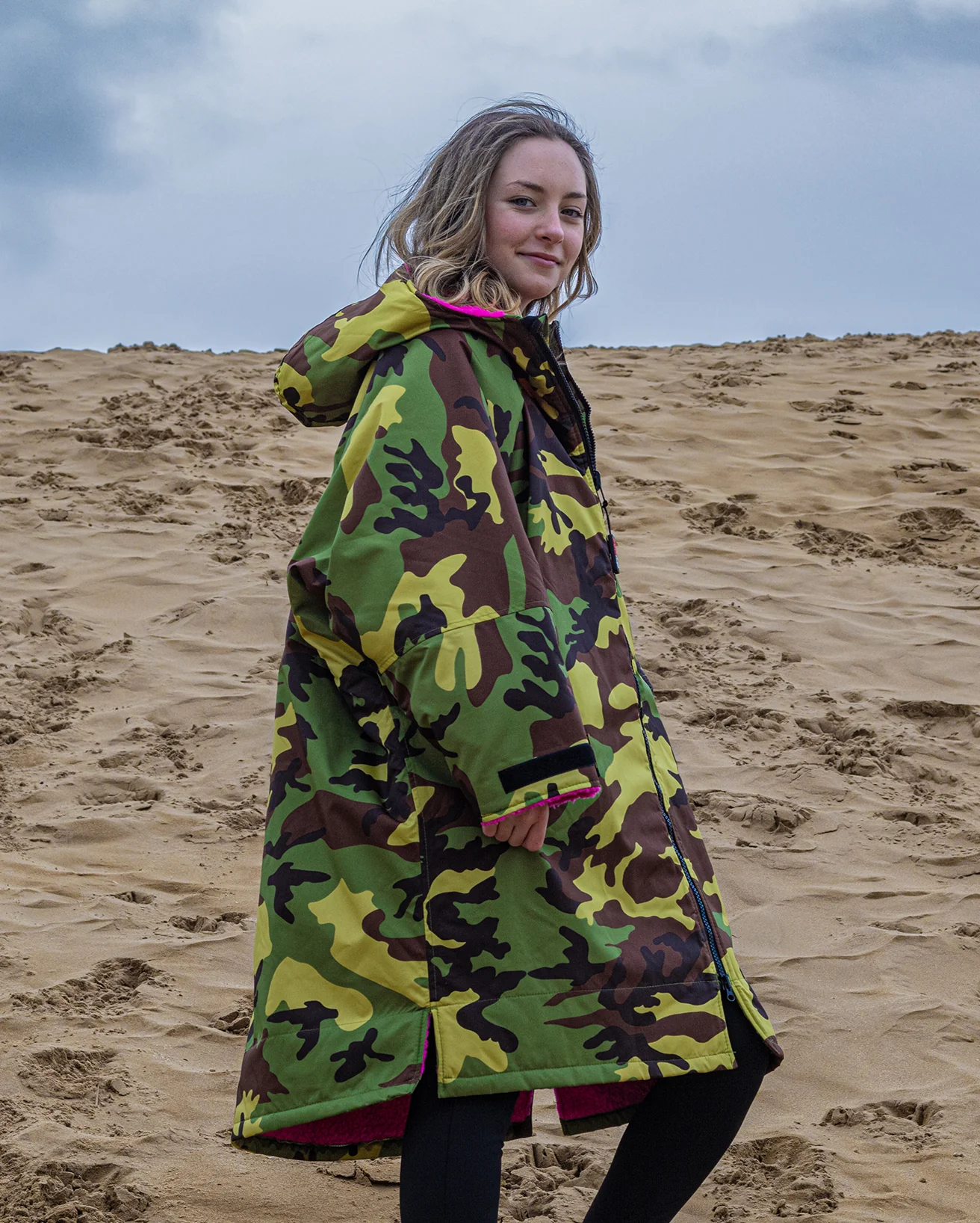 Camo Pink Kids Advance Changing Robe - Image 7