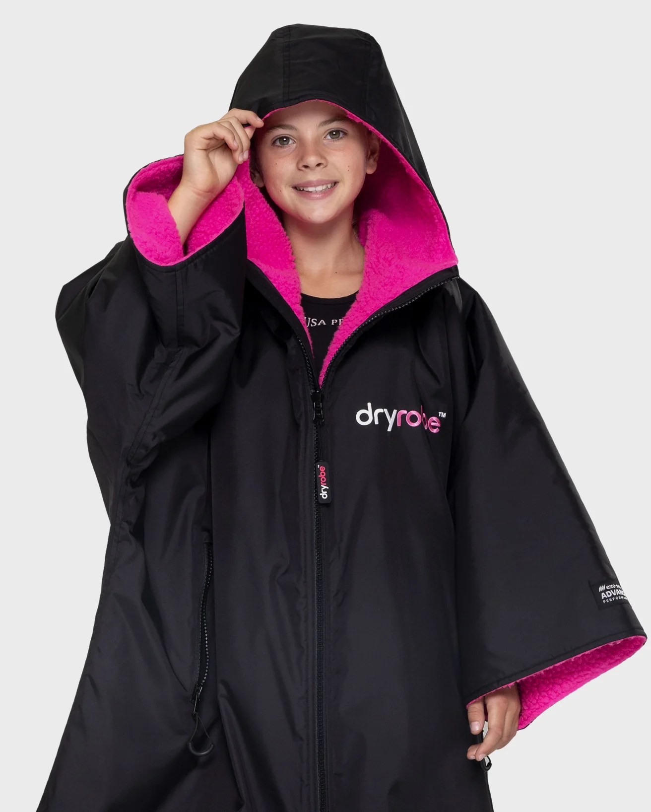 Black Pink Easy-Fit Kids Advance Changing Robe - Image 3
