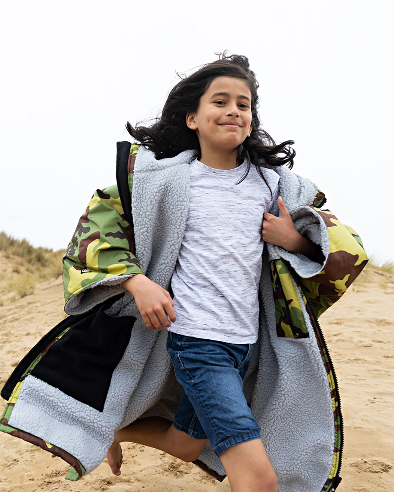 Camo Grey Easy-Fit Kids Advance Changing Robe - Image 7