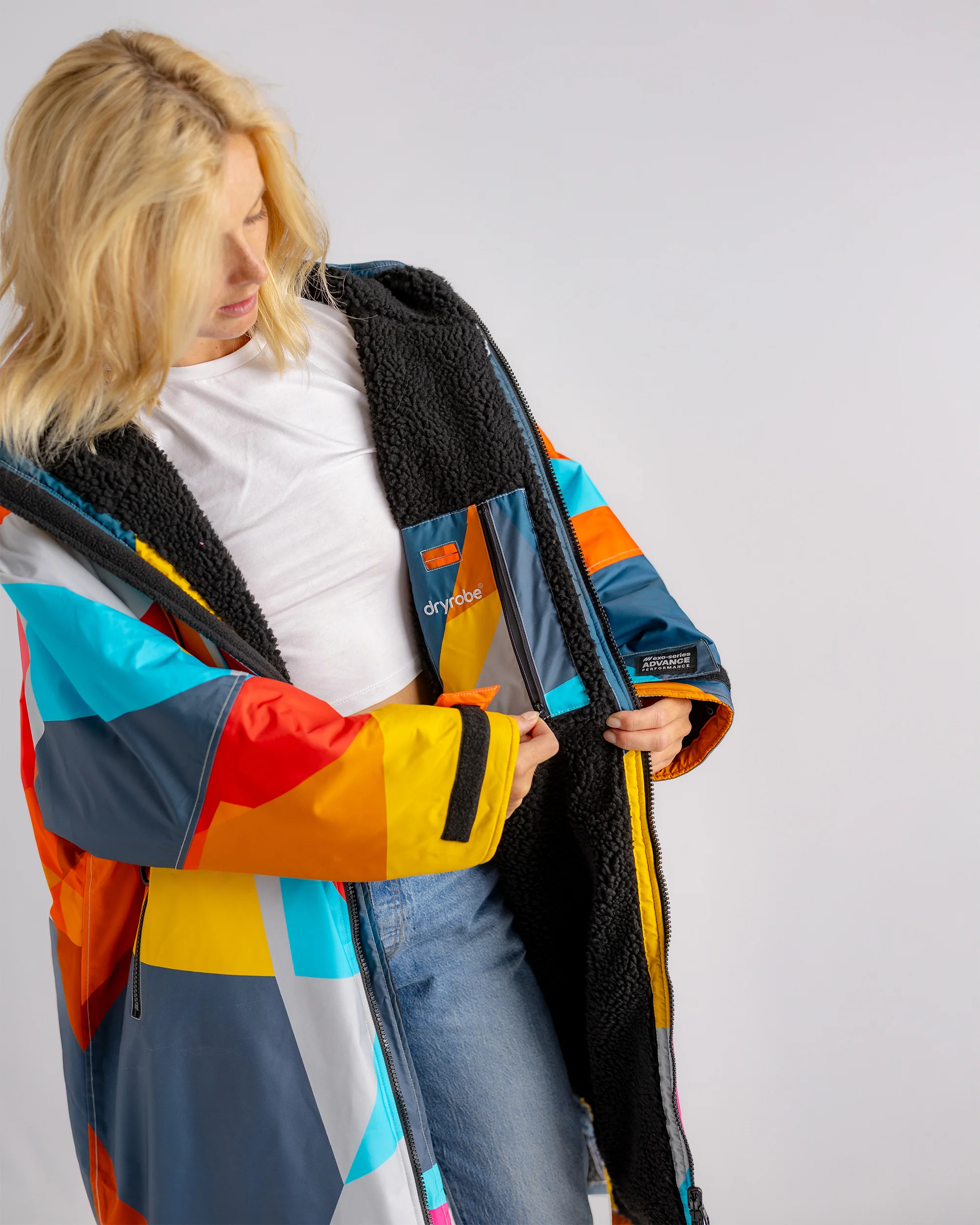 Abstract Advance Changing Robe - Image 6
