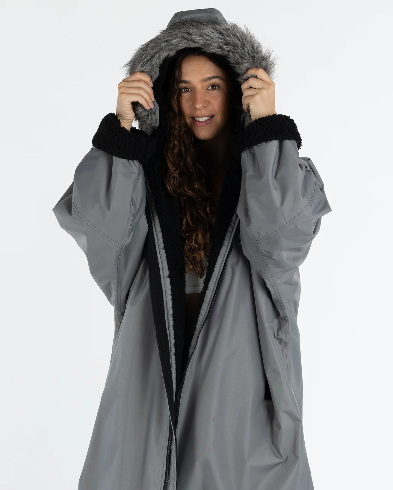 Alpine Graphite Advance Changing Robe - Image 4