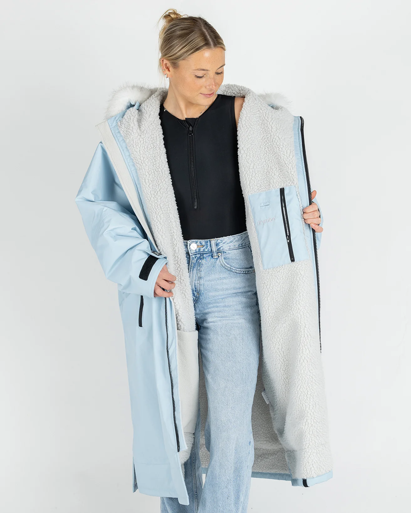 Alpine Ice Blue Advance Changing Robe - Image 5
