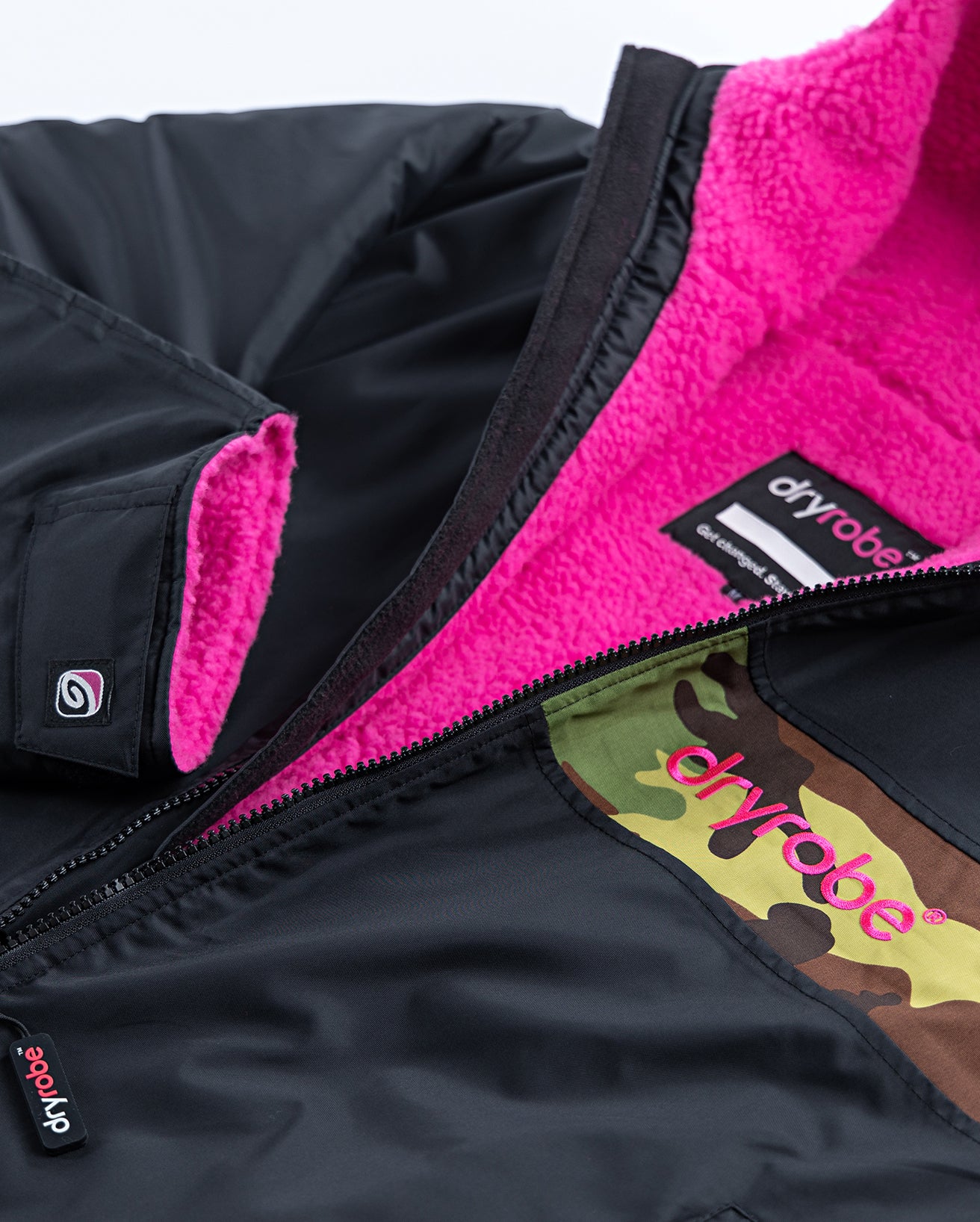 REWORK - Black Pink Camo Advance Changing Robe - Image 4