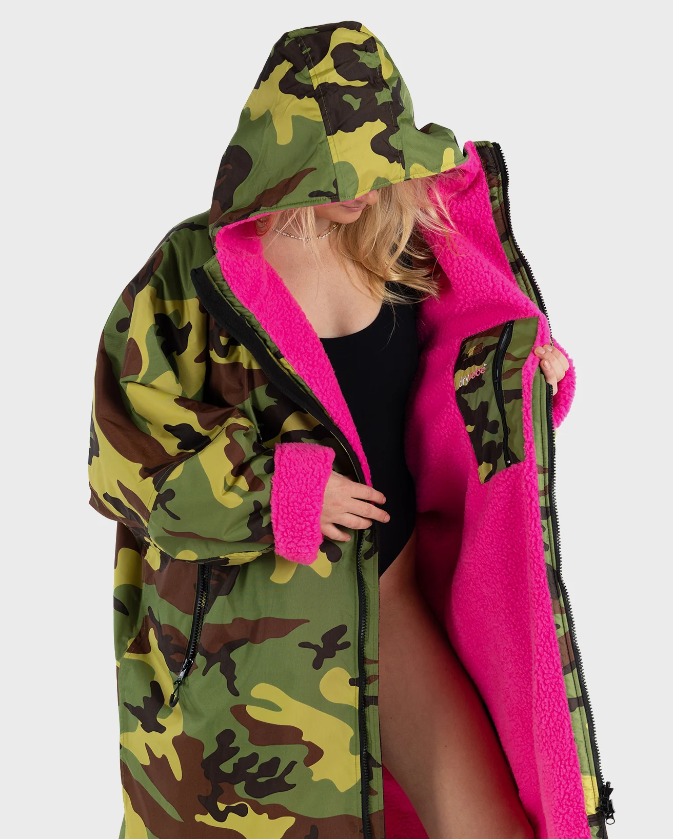 Camo Pink Advance Changing Robe - Image 12
