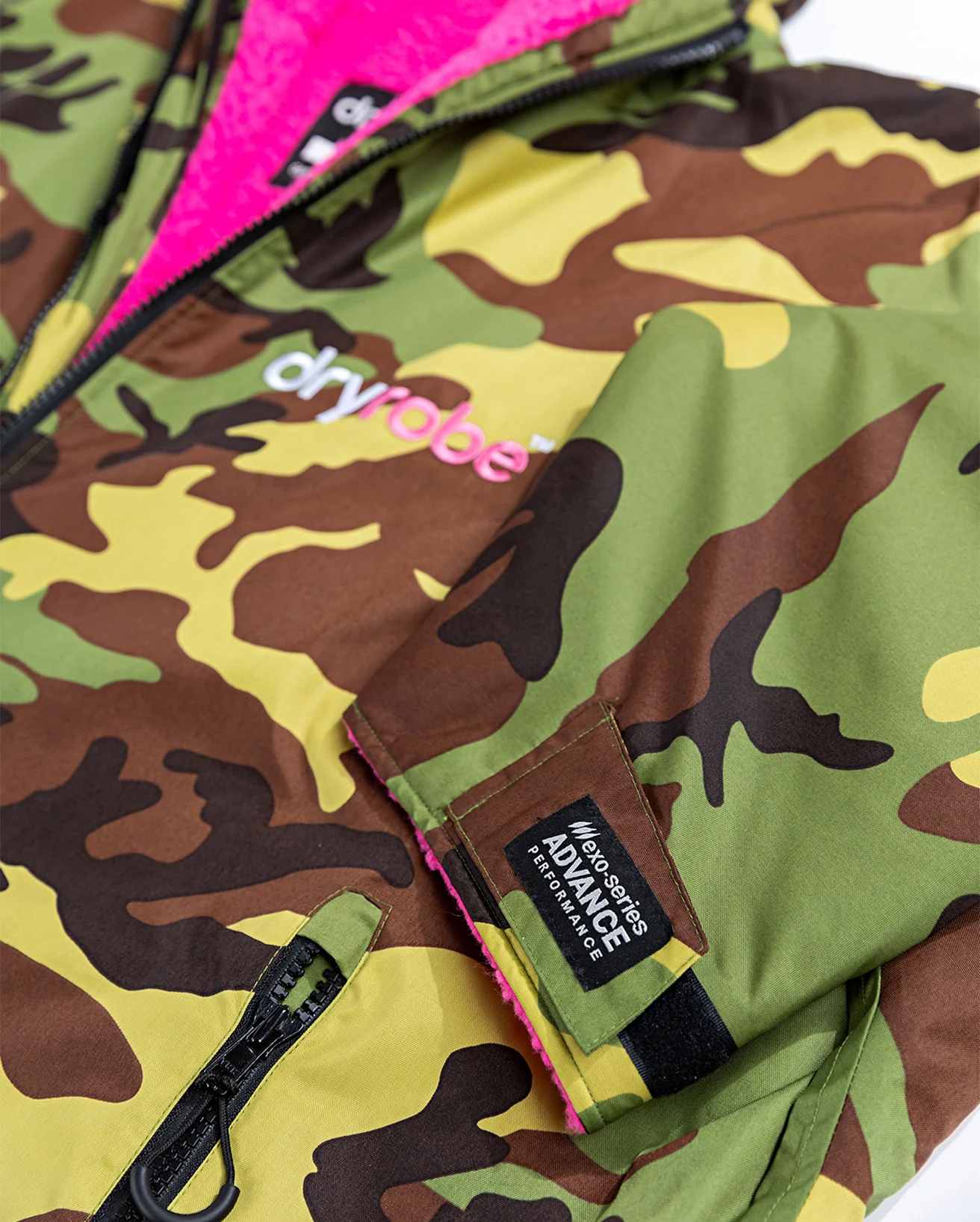 Camo Pink Advance Changing Robe - Image 17