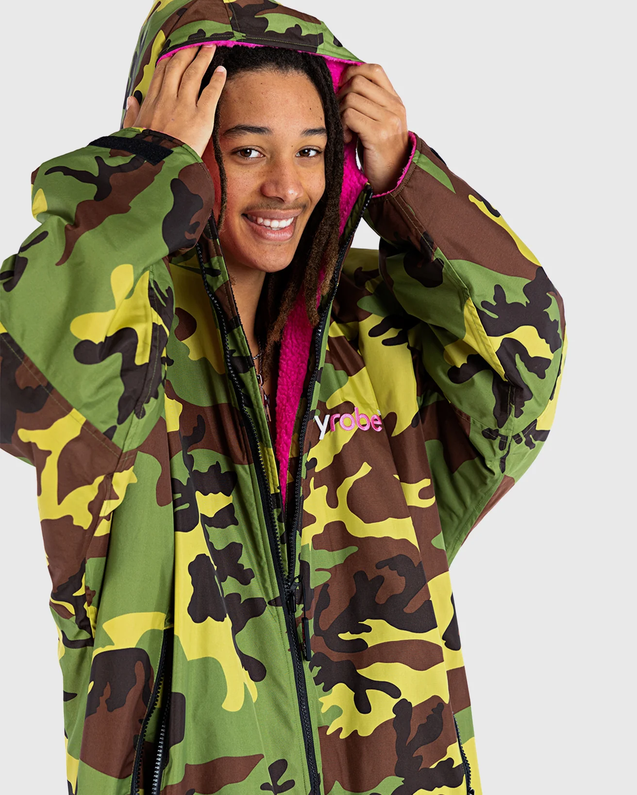 Camo Pink Advance Changing Robe - Image 3