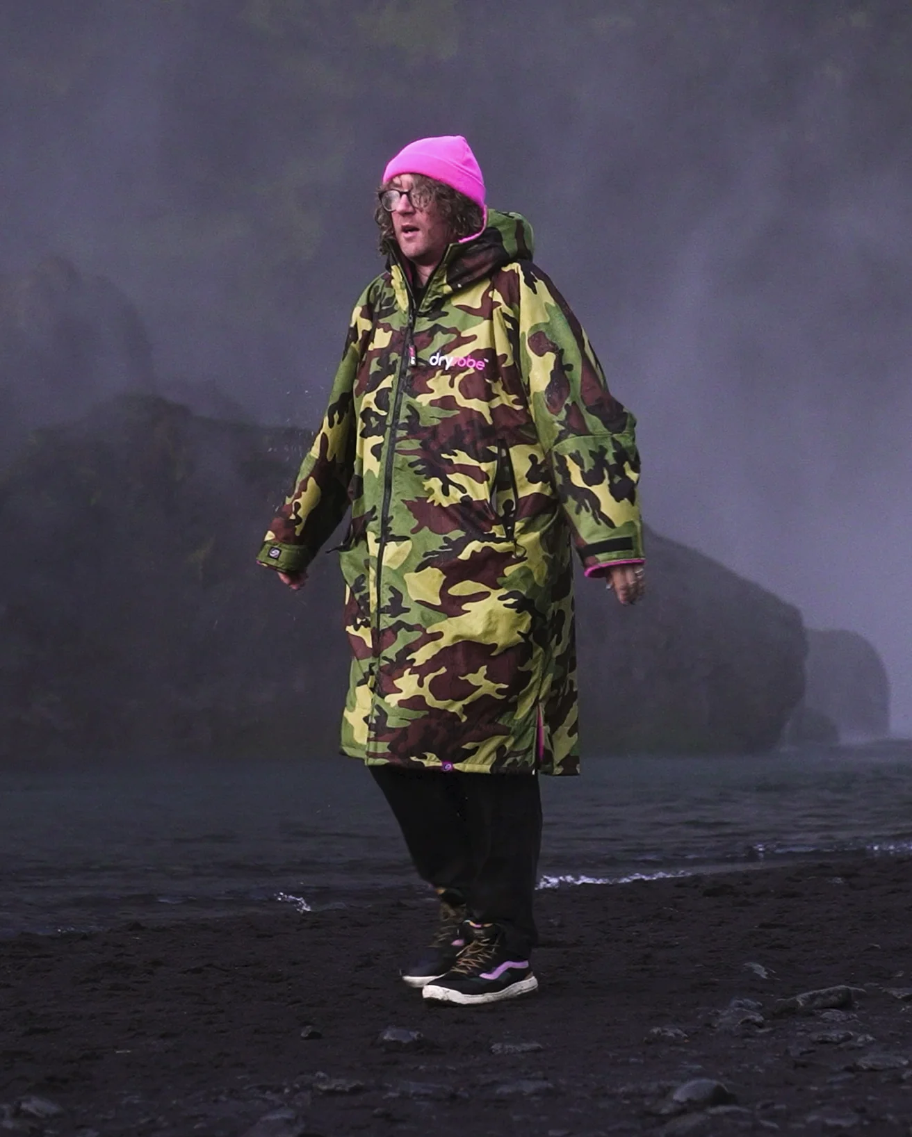 Camo Pink Advance Changing Robe - Image 7