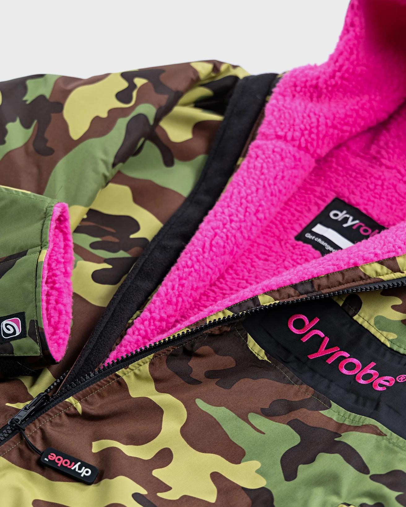 REWORK - Camo Pink Black Advance Changing Robe - Image 4