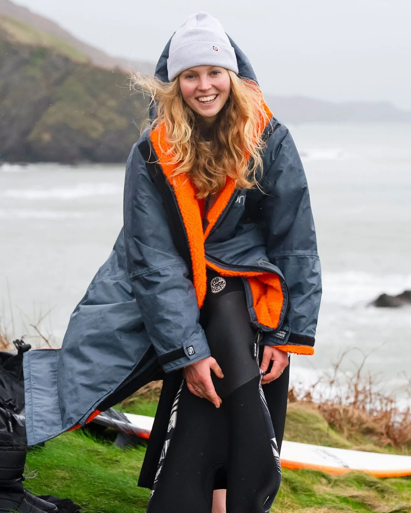 Dark Grey Orange Advance Changing Robe - Image 12