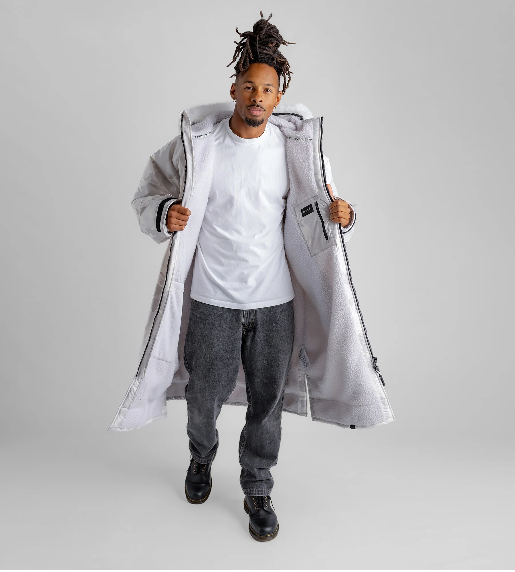 Alpine White Camo Advance Changing Robe - Image 16
