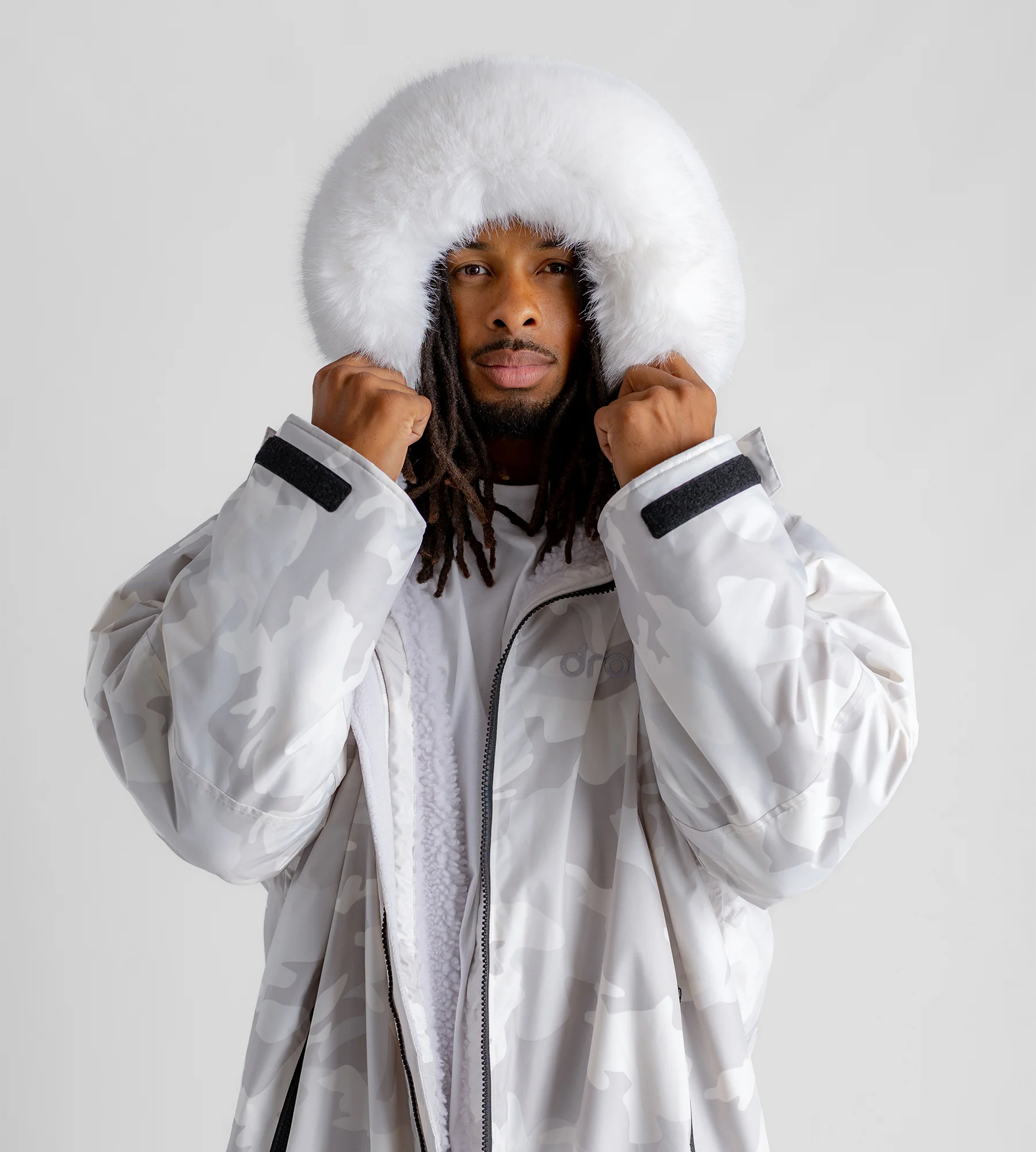 Alpine White Camo Advance Changing Robe - Image 17