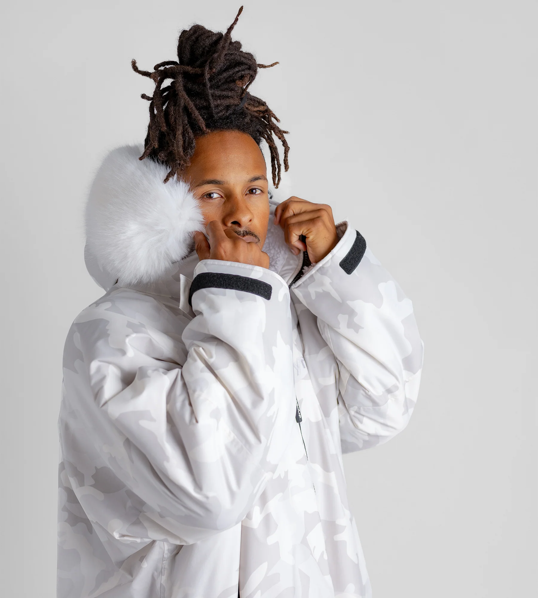 Alpine White Camo Advance Changing Robe - Image 18