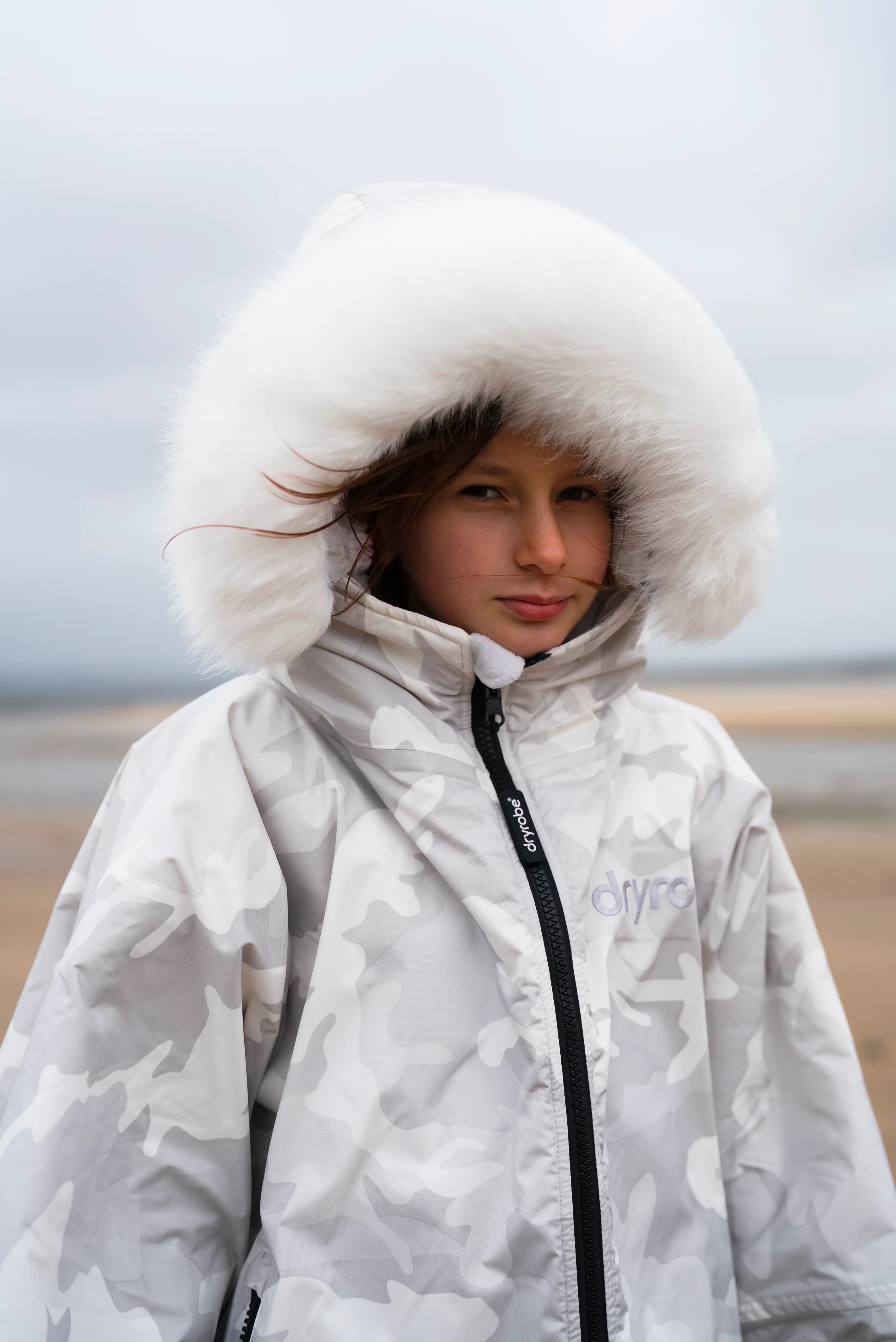 Alpine White Camo Kids Advance Changing Robe - Image 4