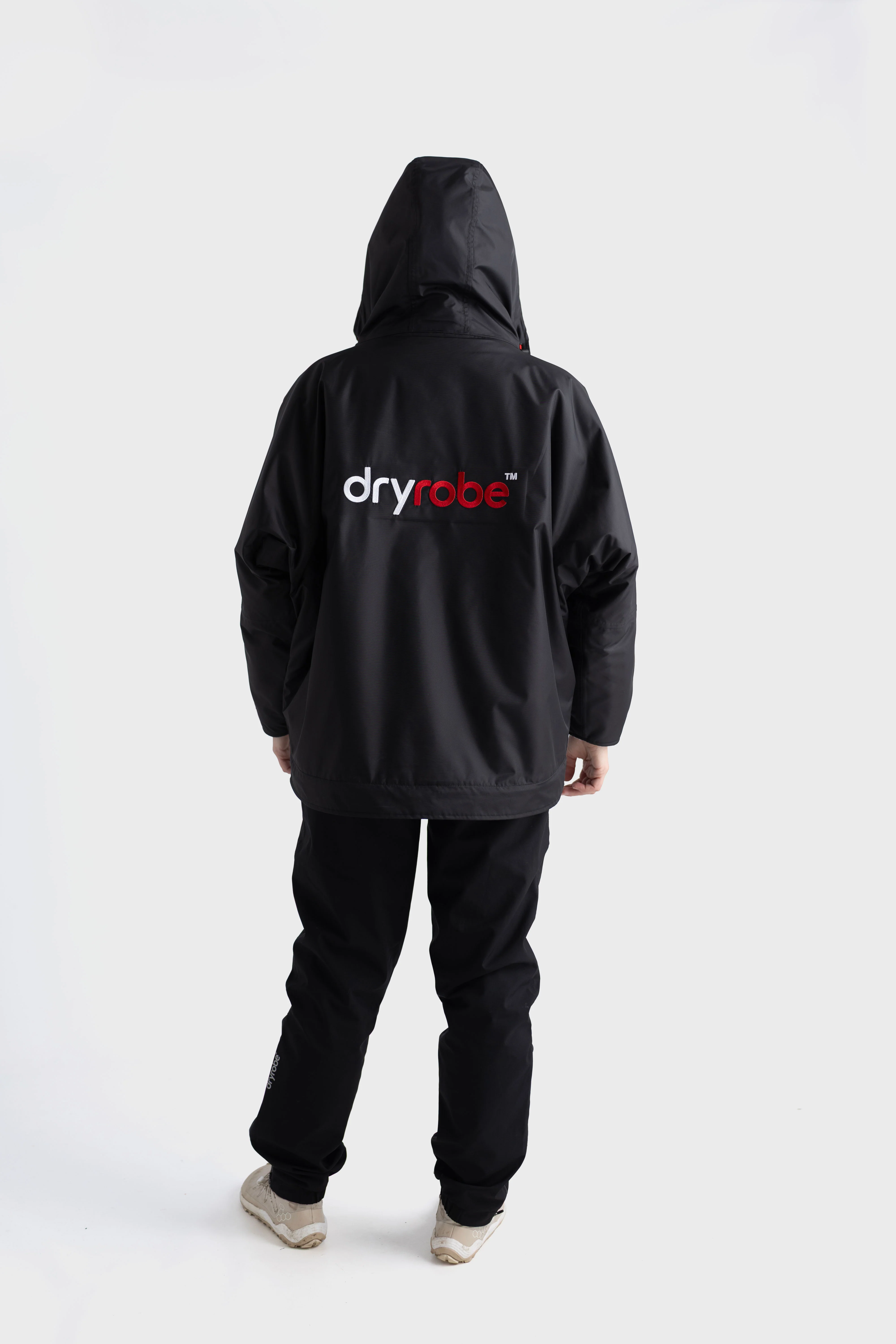 Dryrobe® Camping Coat - Image 4