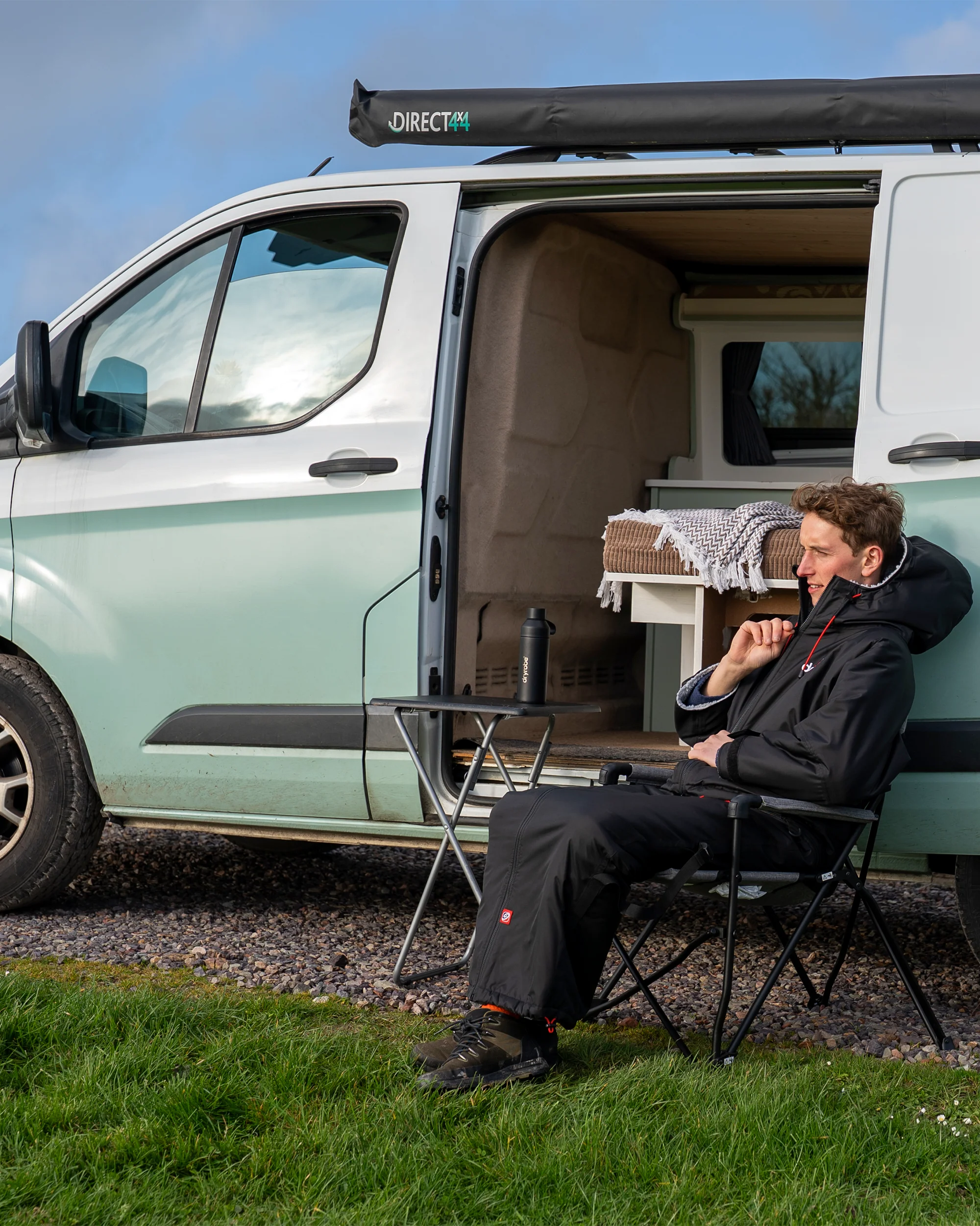 Dryrobe® Camping Coat - Image 6