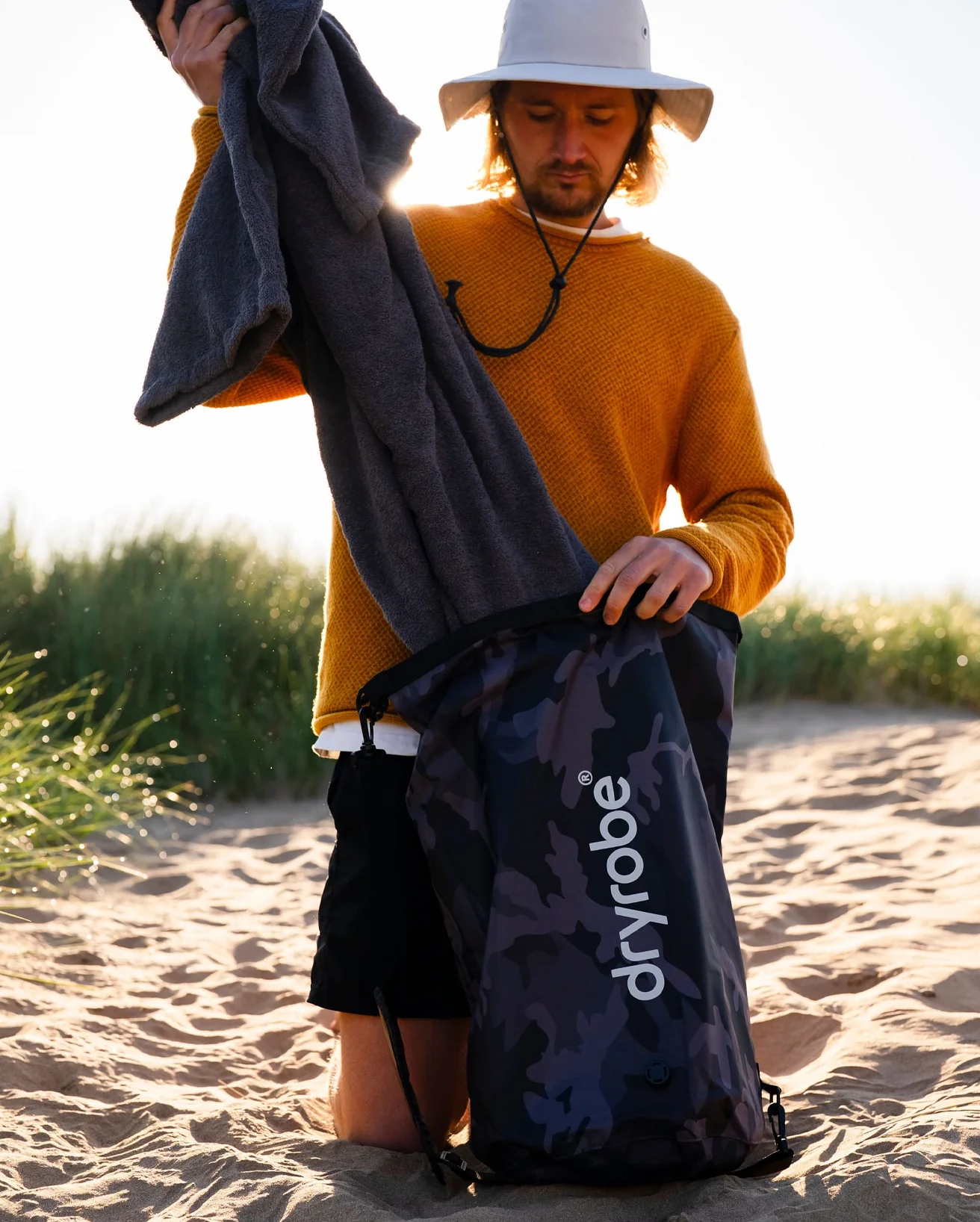 Black Camo Compression Travel Bag - Image 7
