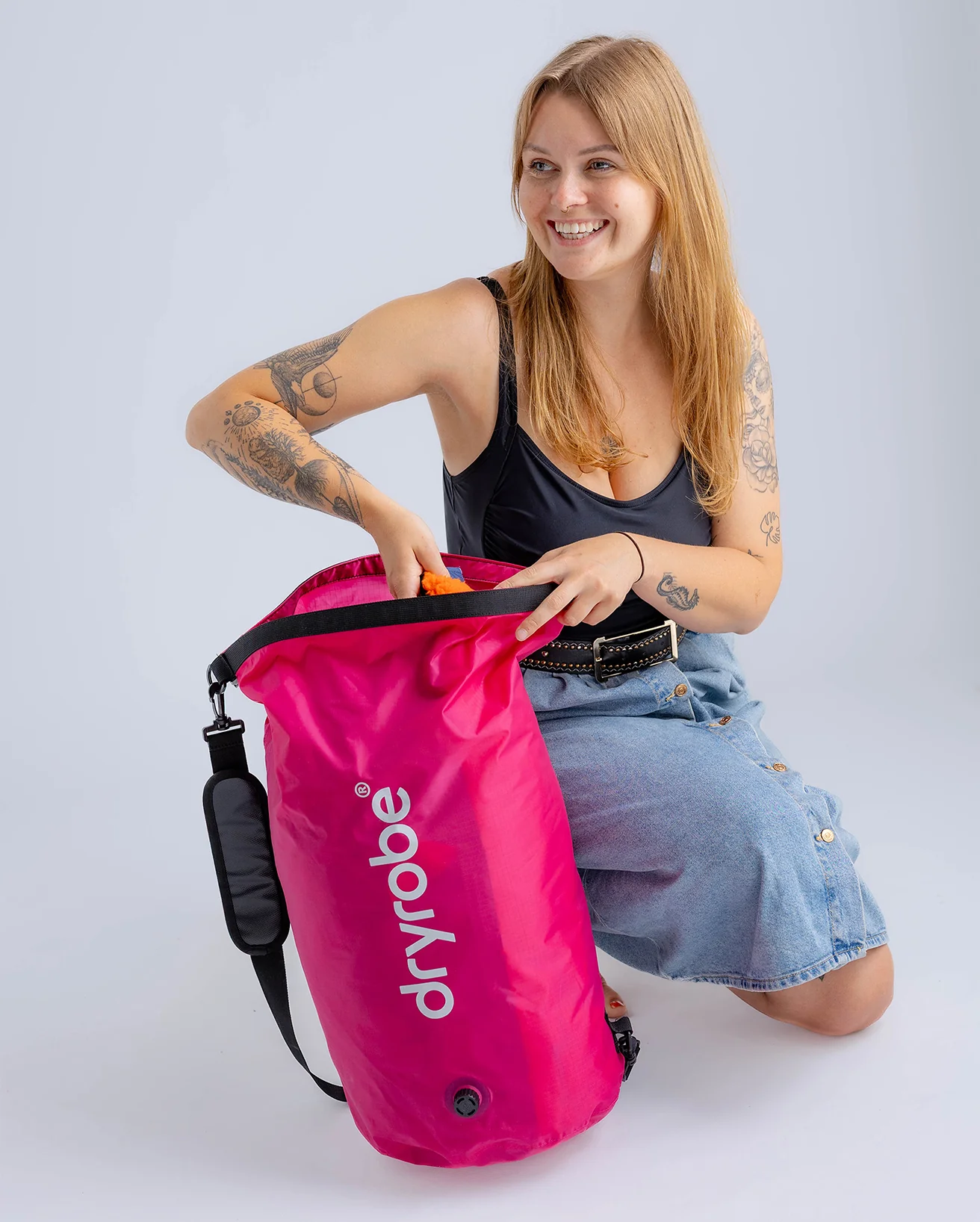 Pink Compression Travel Bag - Image 4