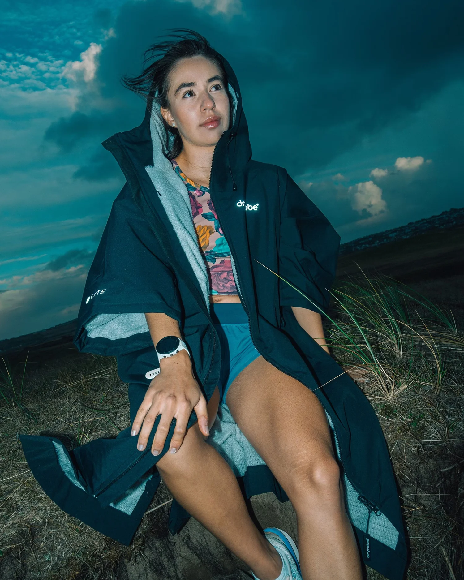 Black Tech-Lite Changing Robe - Image 16
