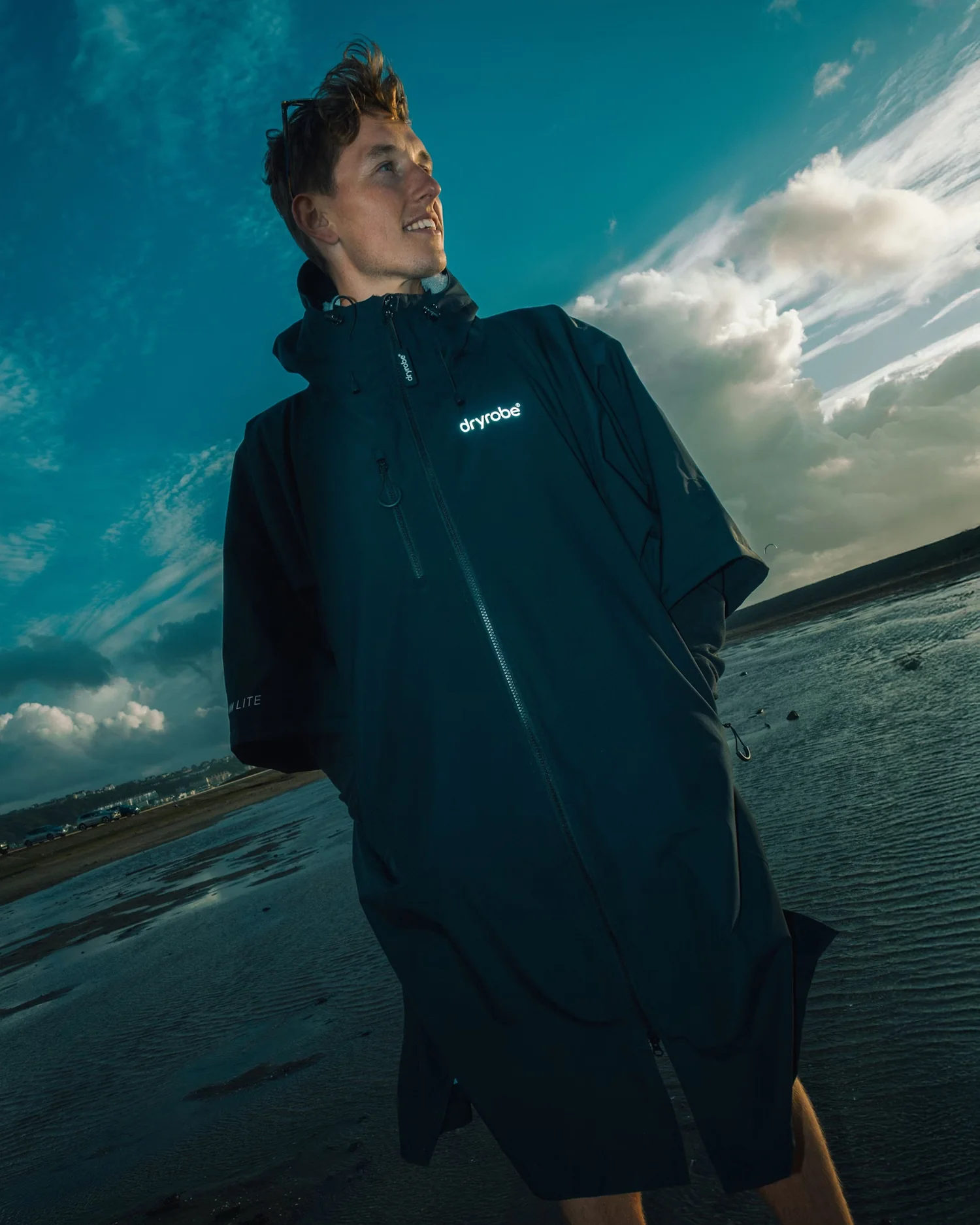 Black Tech-Lite Changing Robe - Image 7