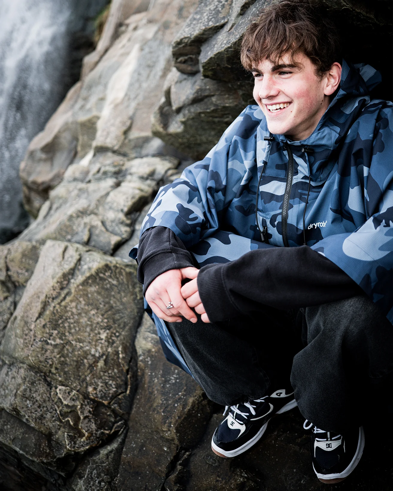 Blue Camo One Size Rainproof Poncho - Image 12