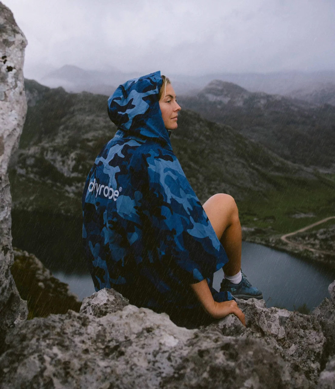 Blue Camo One Size Rainproof Poncho - Image 6