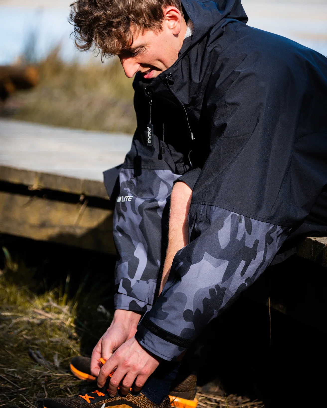 Black Camo Tech-Lite Long Sleeve Changing Robe - Image 21