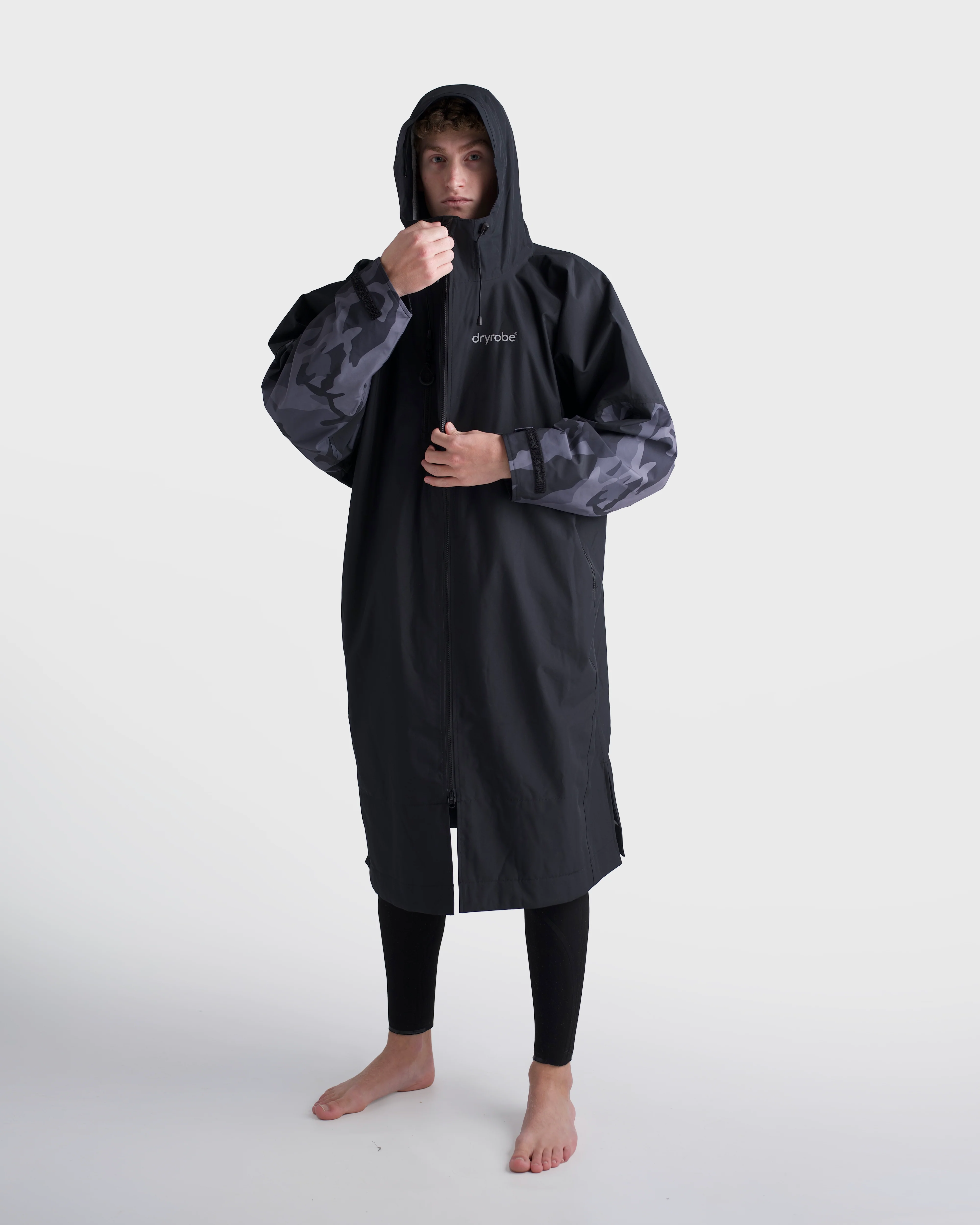 Black Camo Tech-Lite Long Sleeve Changing Robe - Image 6