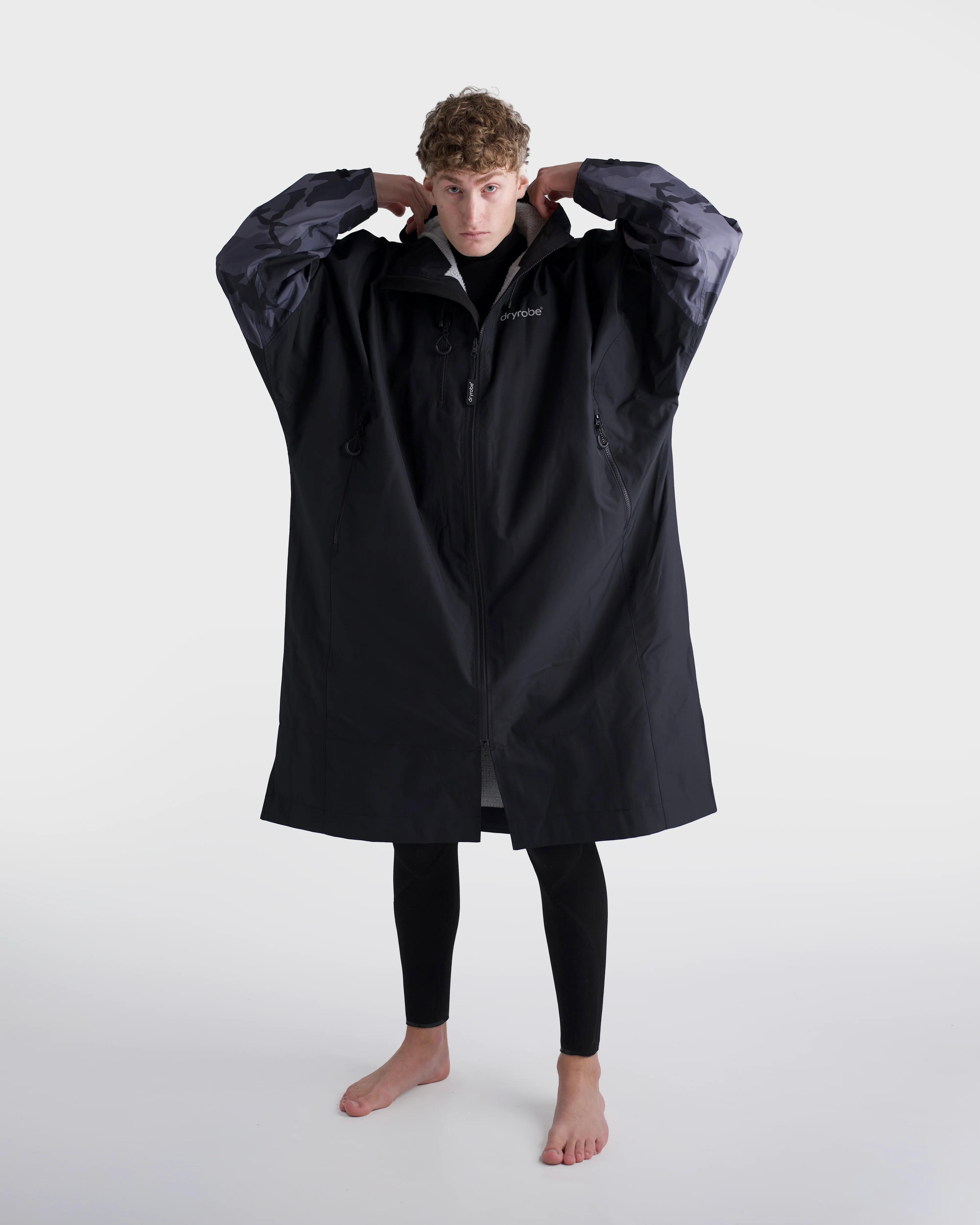 Black Camo Tech-Lite Long Sleeve Changing Robe - Image 8